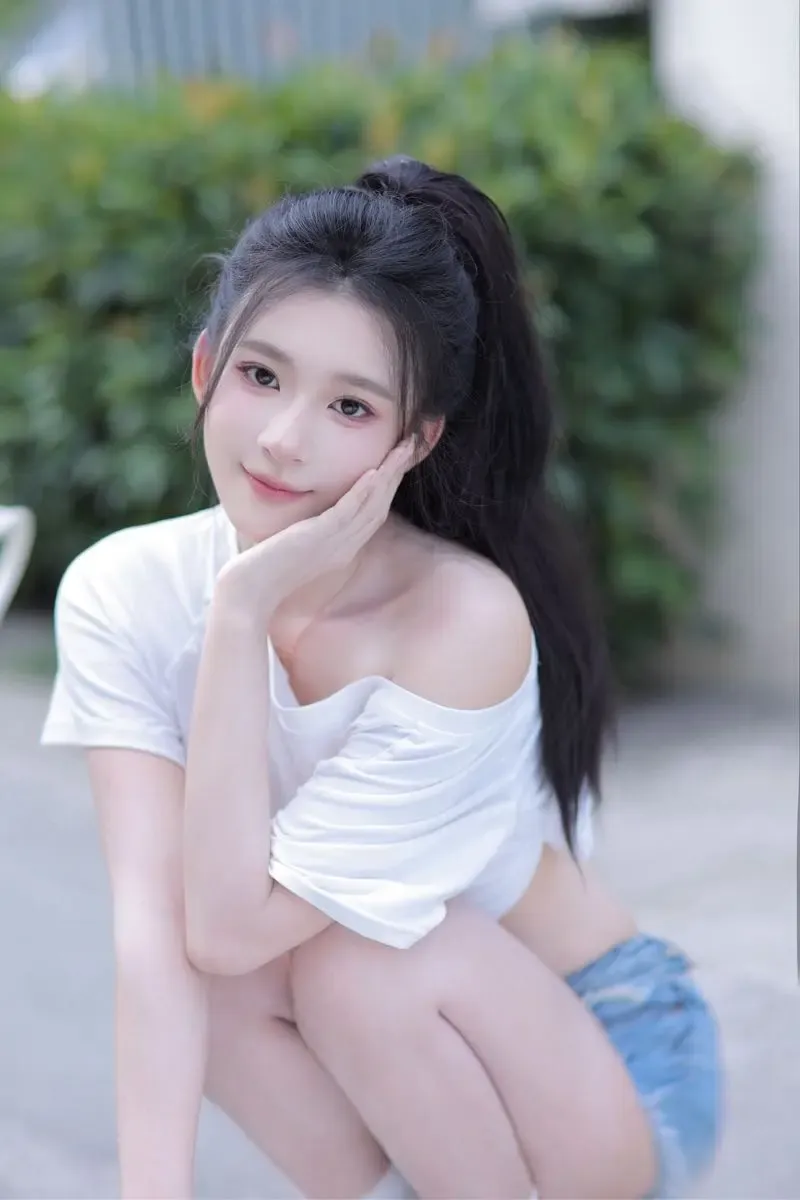 大师兄🏠柒柒06年170C 无纹身