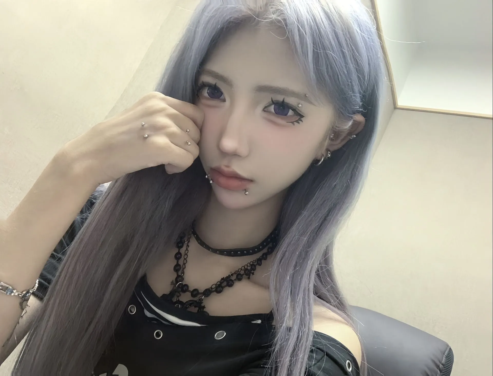 浦东 灵妹( 唇钉 大眼 金发 长腿 精灵耳 ) Gallery 5