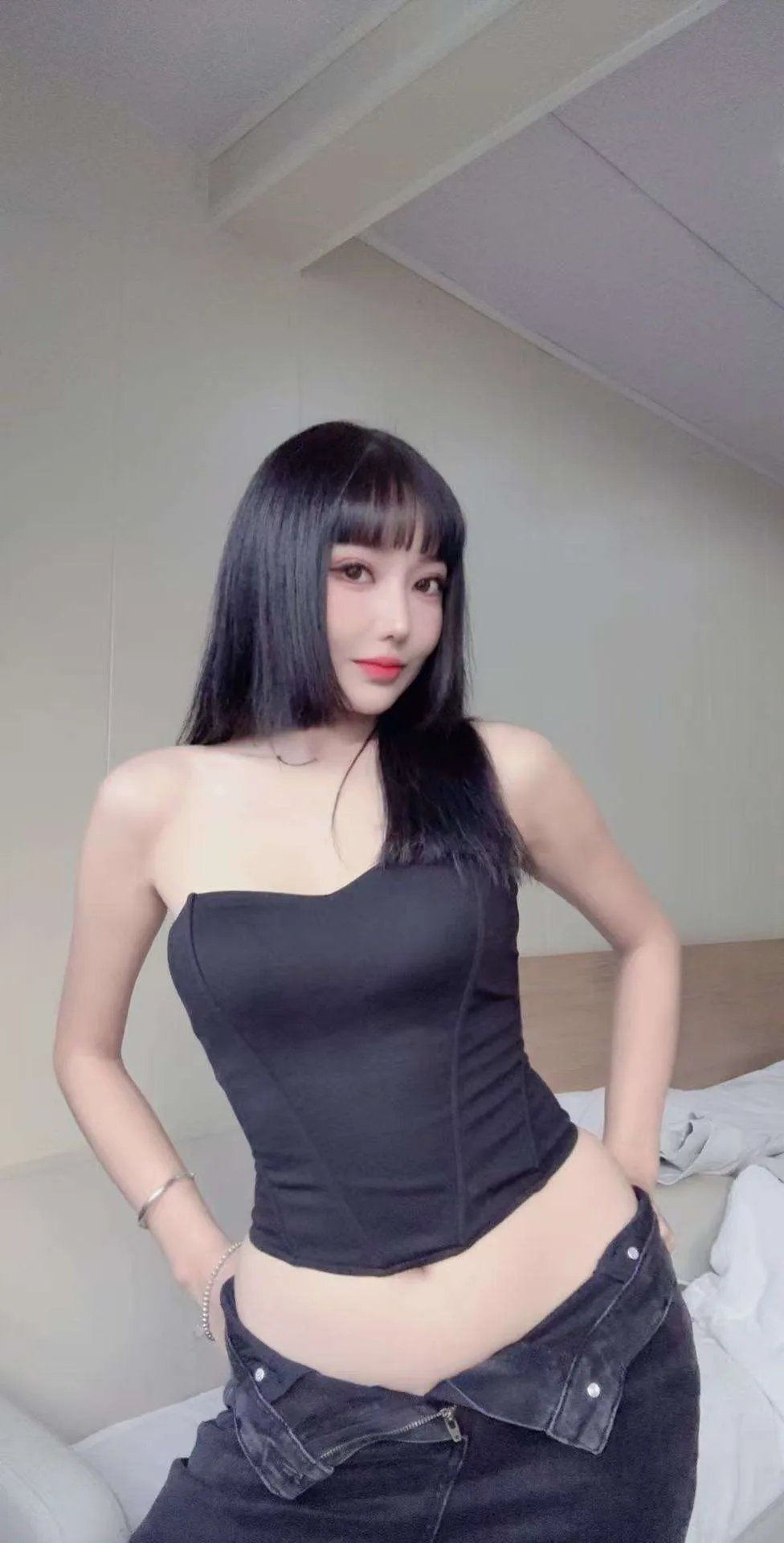 090新人御姐泡菜国🇰🇷韩韵熙 🏠3外5 Gallery 1