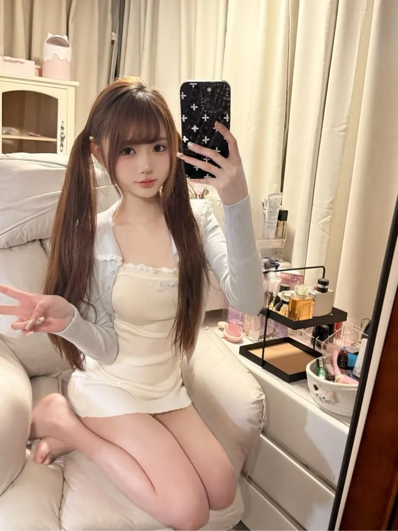 浦东菲儿极品甜妹 Gallery 1