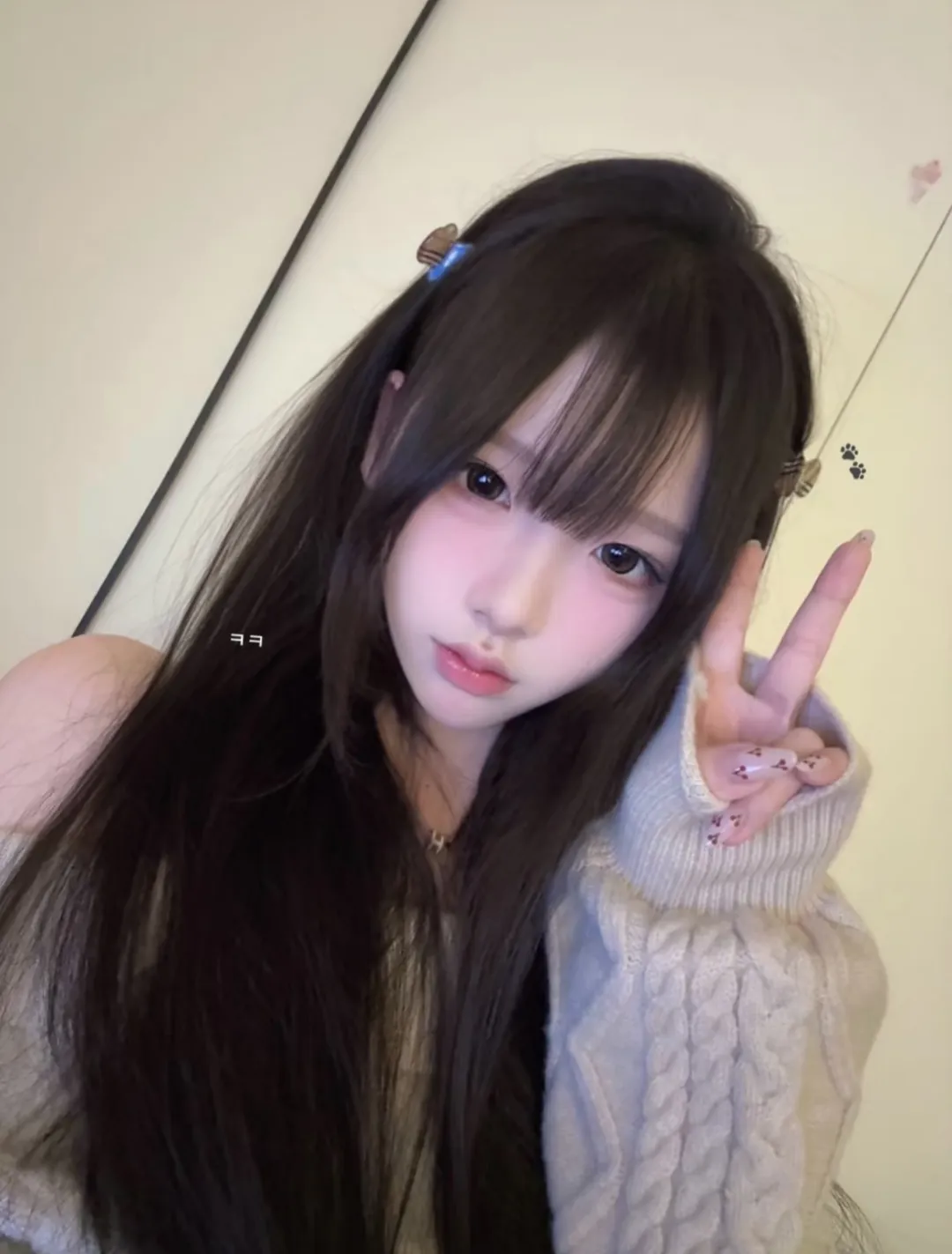 闵行关小蕾 三点粉嫩 可萝可纯极品白小纯 Gallery 2