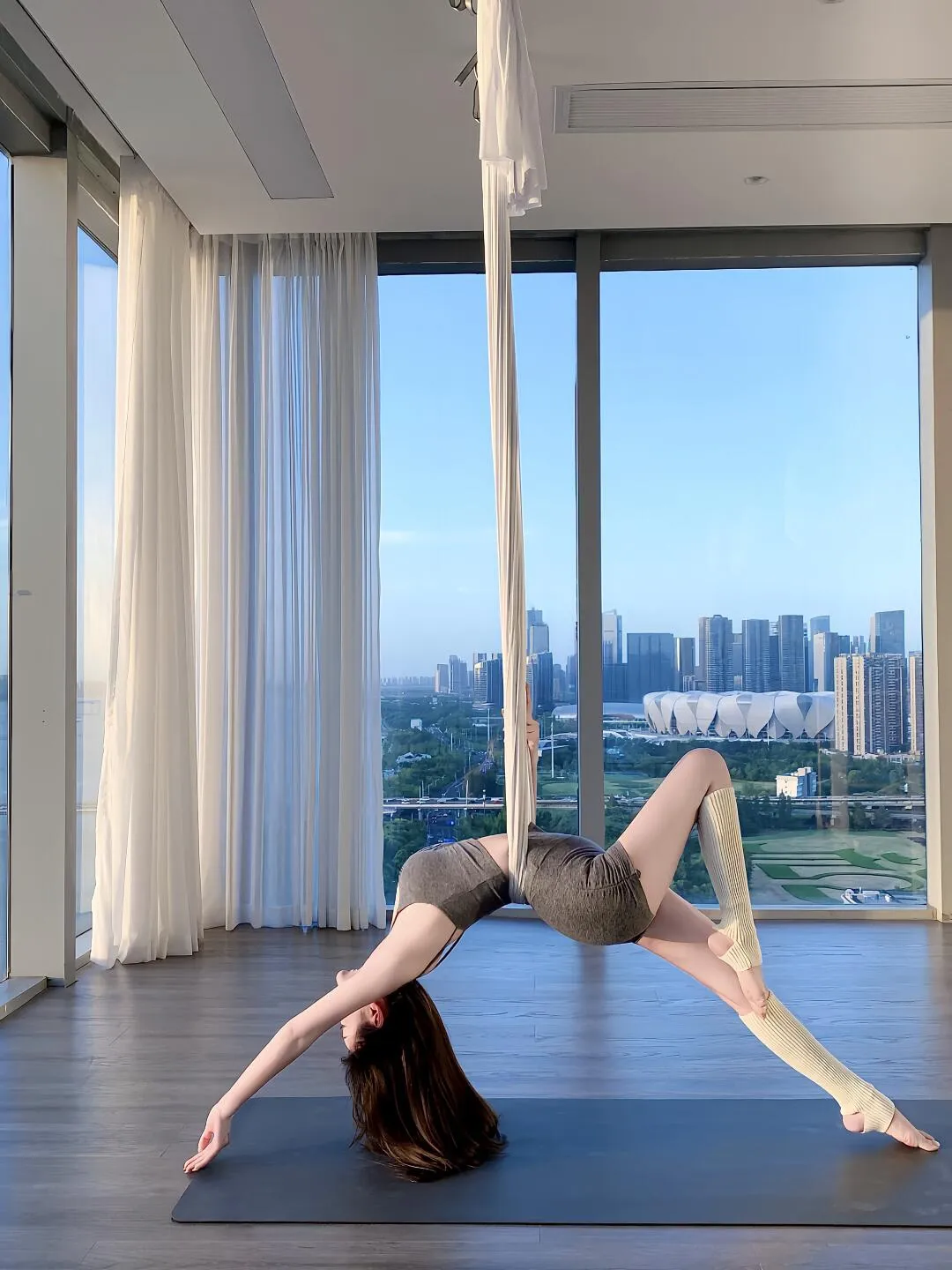 宝山极品学生 辛萌 短开赚学费 Gallery 2