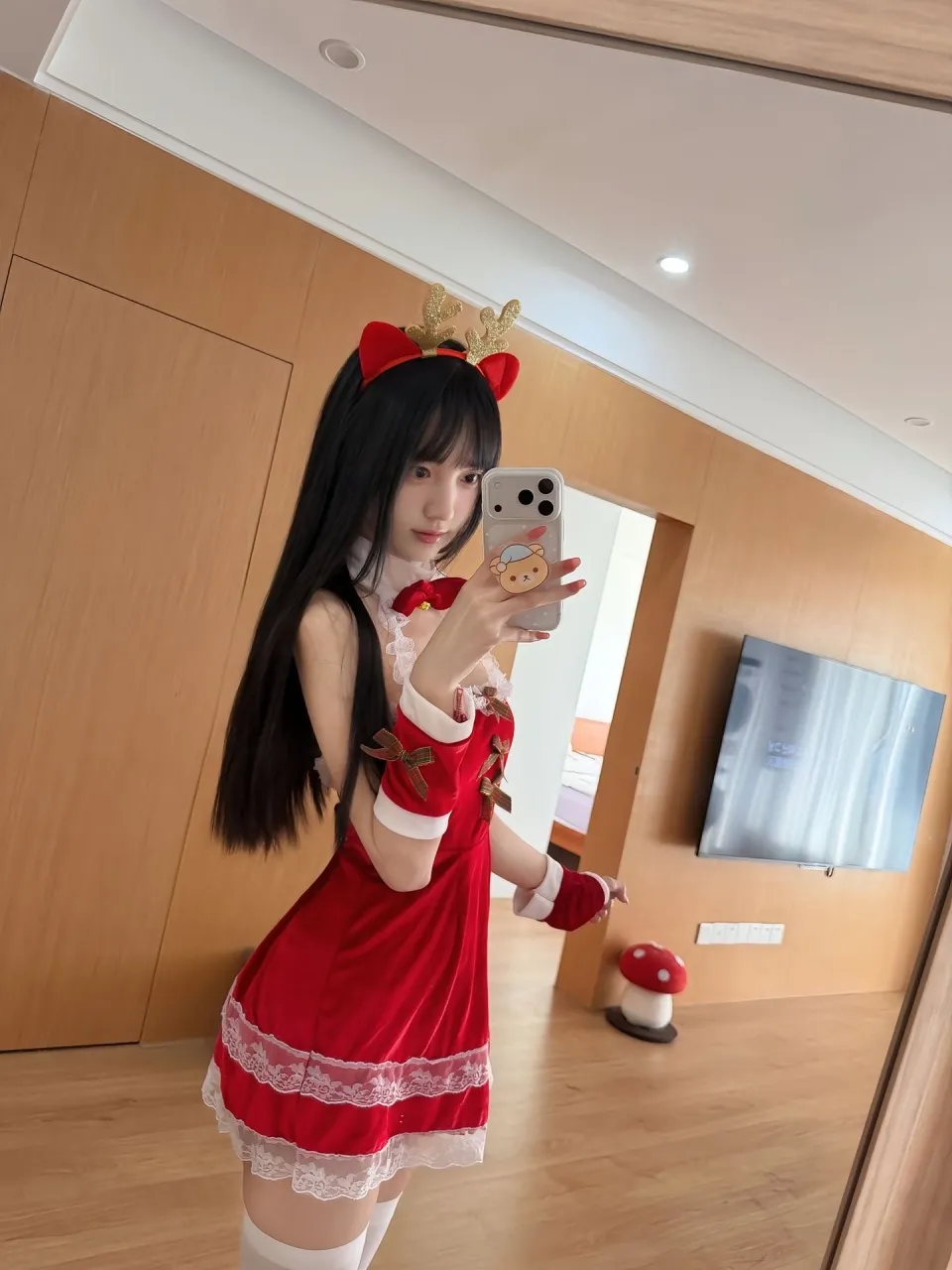 枫叶 娇小可人求哥哥调教 Gallery 4