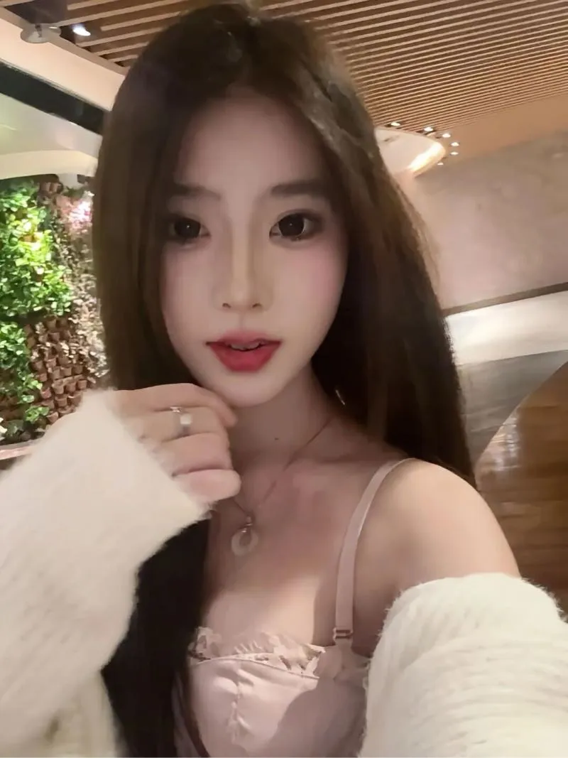 清纯白嫩小纯 春春 Gallery 1