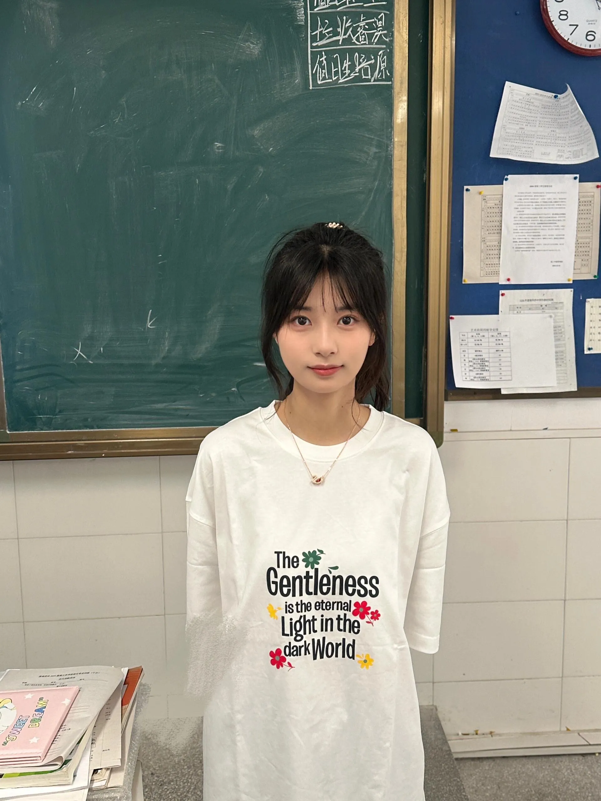 小陈，在校生兼职年纪小上下粉嫩可爱听话 Gallery 3