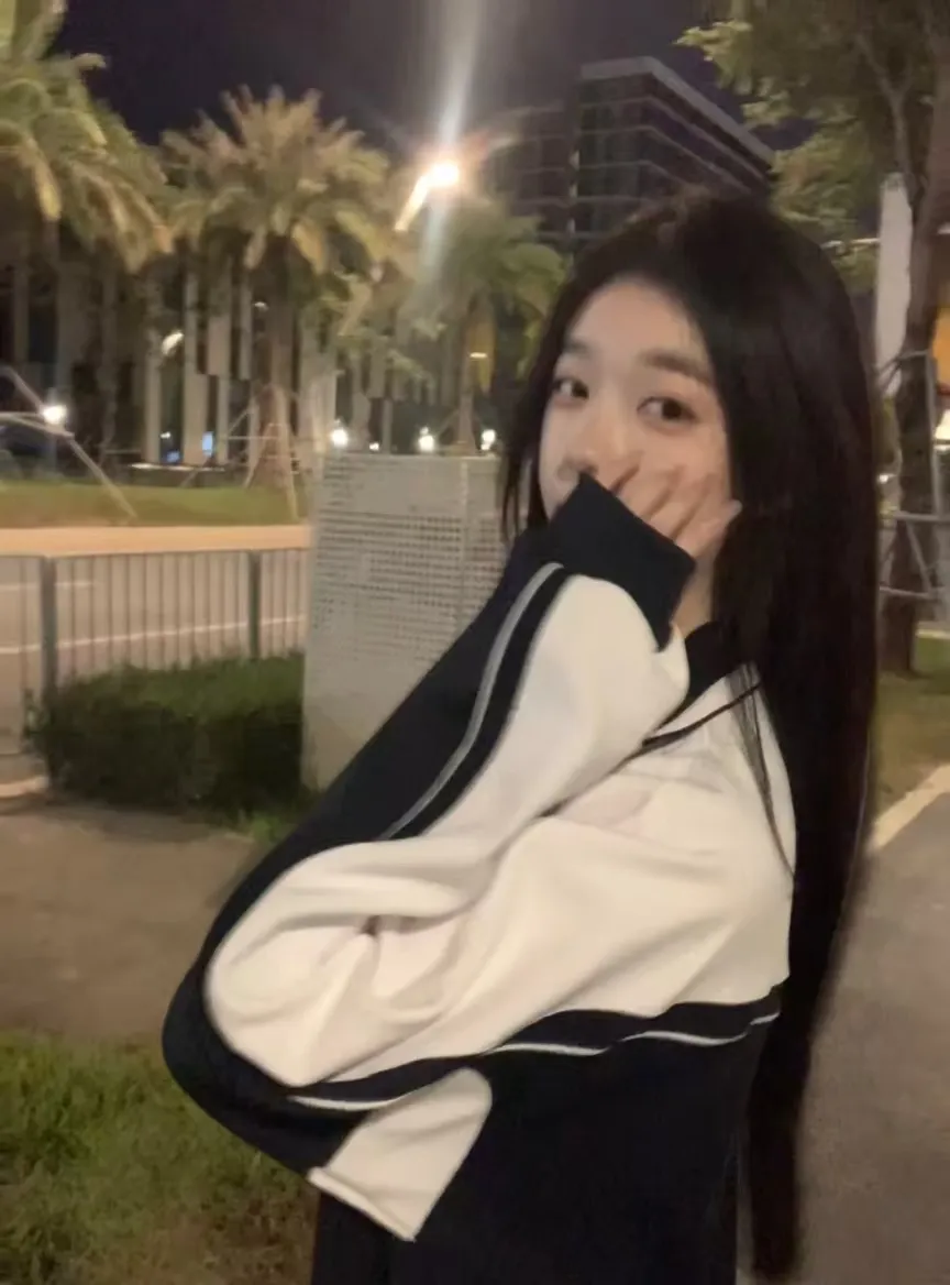 181新人大学护士白小纯兼职首开 Gallery 3