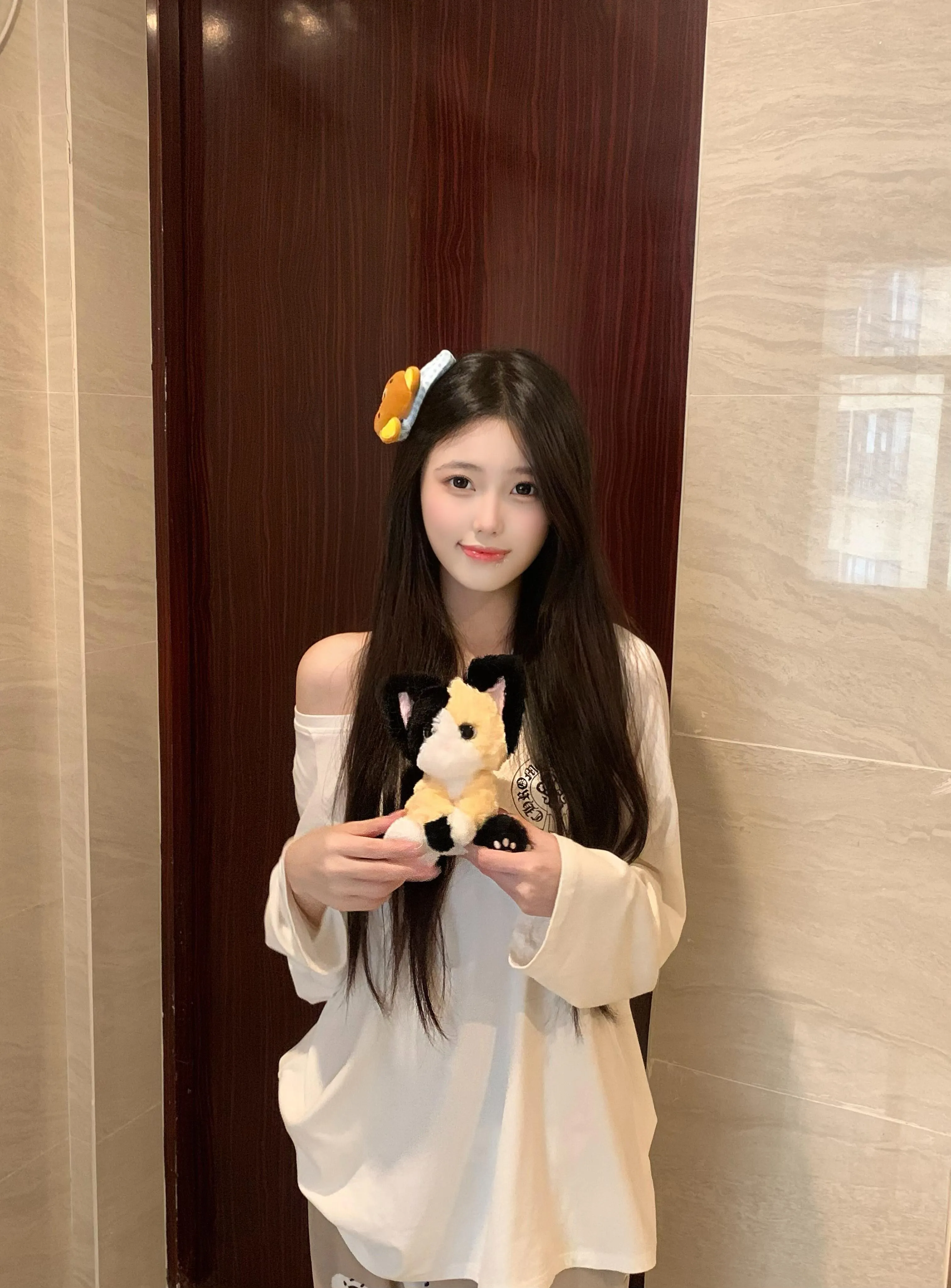 沐晴，新人刚下海听话温顺三点粉 Gallery 1