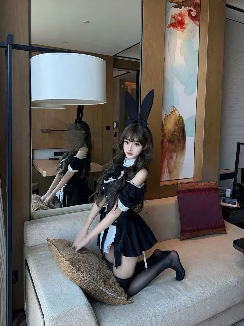 📷 甜猫 🍑臀 短暂停留素质接 Gallery 4