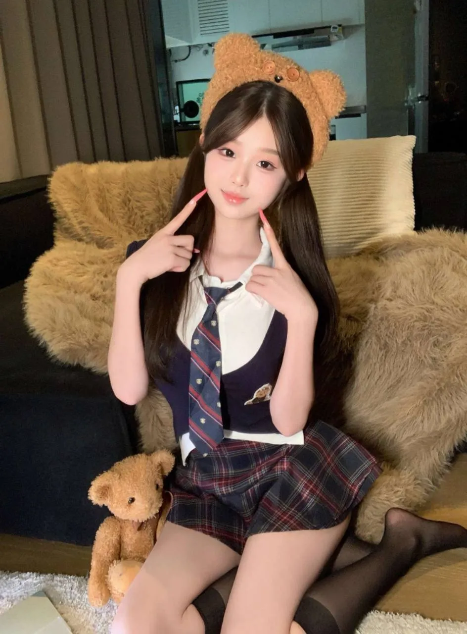 嘉定小萝莉 周思思 Gallery 2