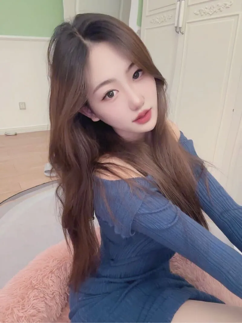 🆕⬆️纯欲全能少御 吴玲玲 📼 你“别动”她动