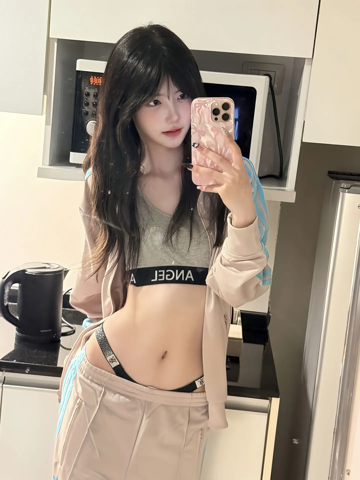 浦东香香 民航大学在读 刚下水B 3点粉 Gallery 2