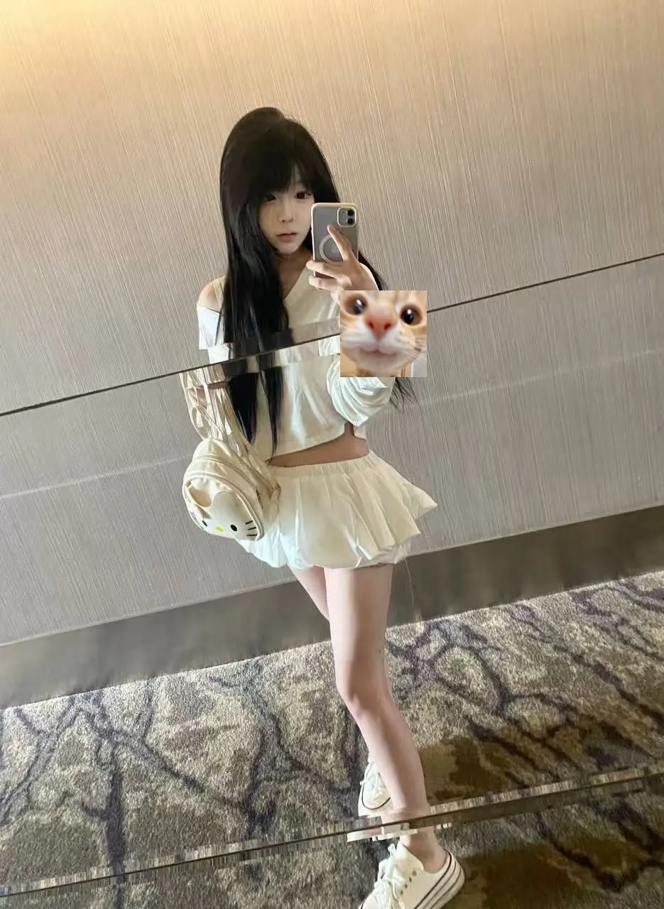 极品女孩 李宁儿 白虎萝莉 Gallery 3