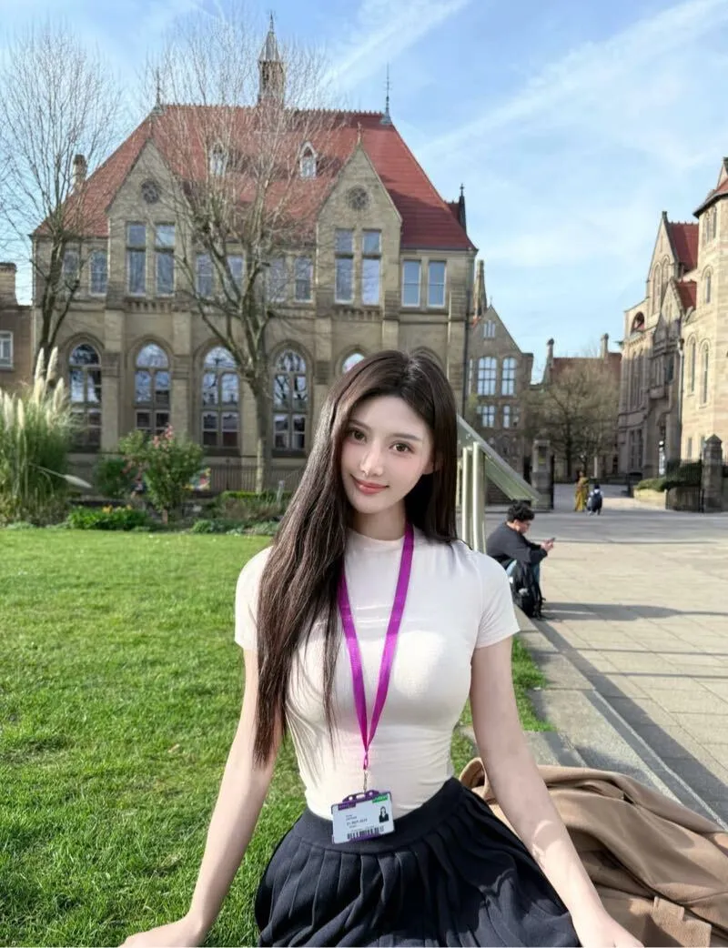 艺术系毕业生🎓艾米