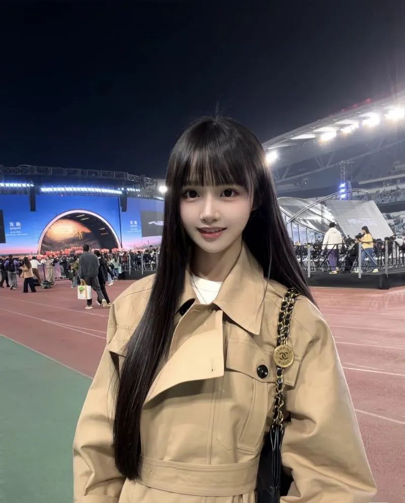 子怡，气质佳刚下海三点粉高情商会聊天 Gallery 3