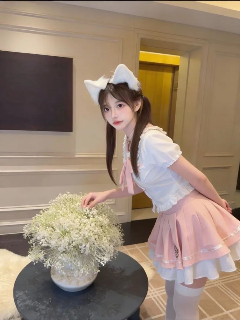 耶耶酱 上下粉嫩 刚下海萝莉 紧致易高潮 Gallery 4