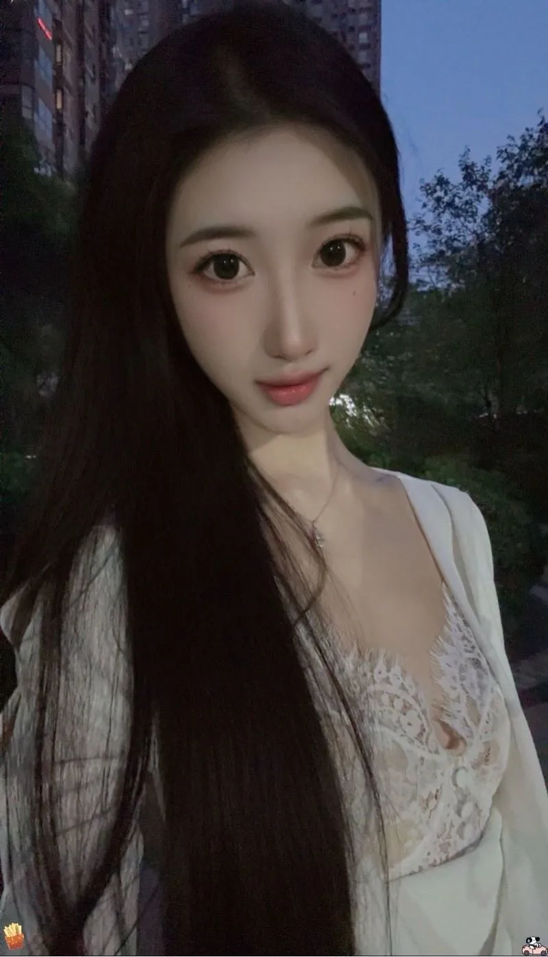 沪上江南美女苒苒 柳腰身 筷子腿