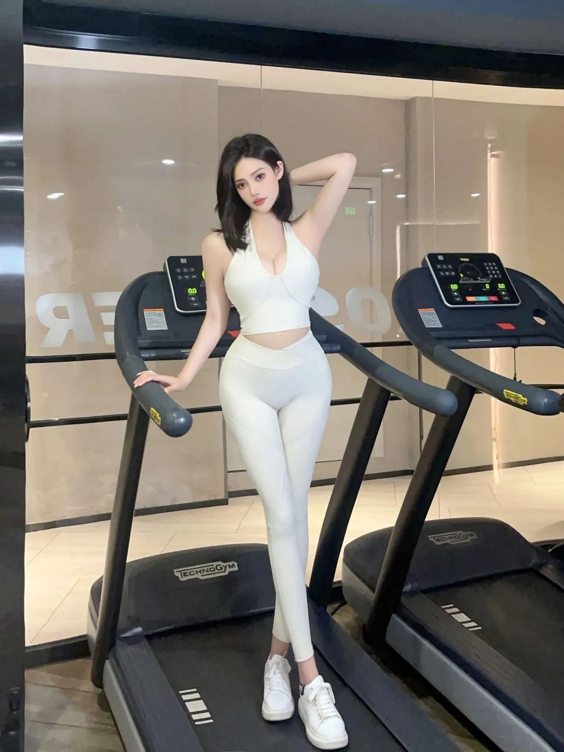 Y267A-175 闵行前凸后翘爱好健身 Gallery 5