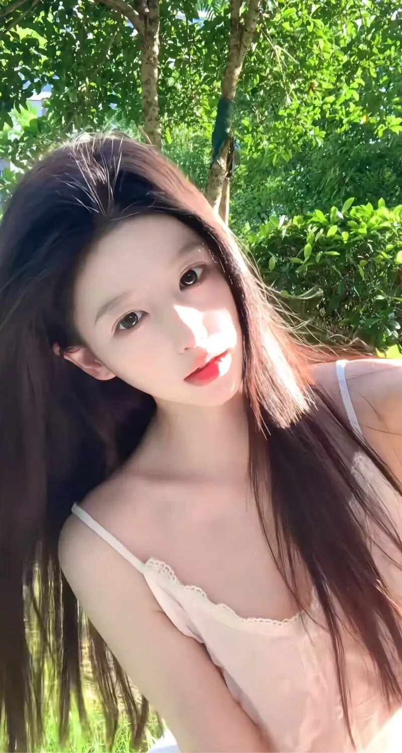 Y1250A- 懒懒 黄埔筷子腿