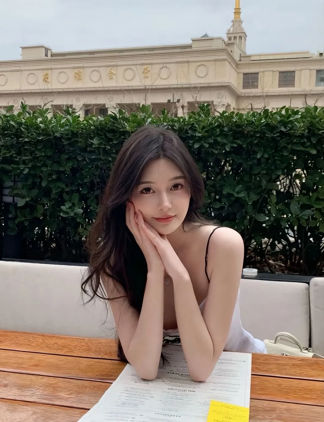 阿珍 兼职短开 百万网红博主 172大长腿D Gallery 5