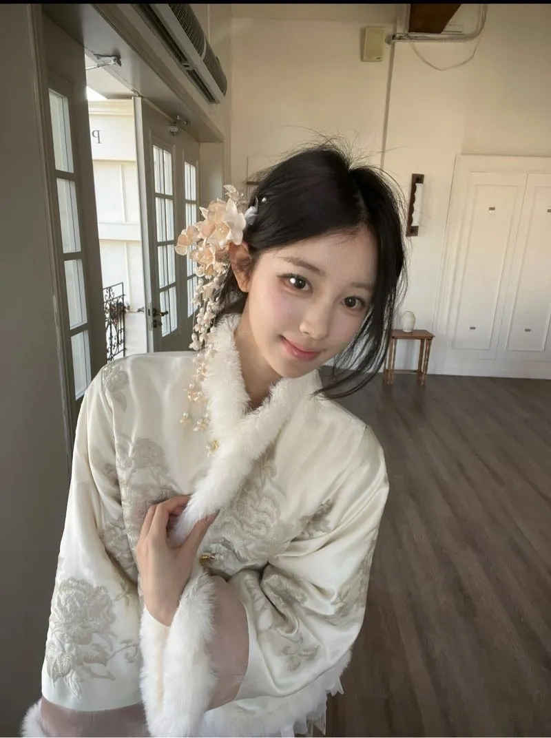 浦东苏柔 可御可纯【三点粉嫩】 Gallery 2