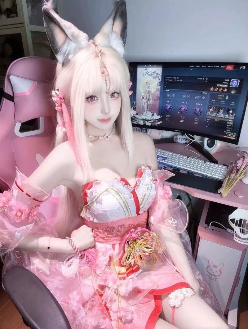 🍑漫展cos胡桃 打劫嘛 我玩胡桃