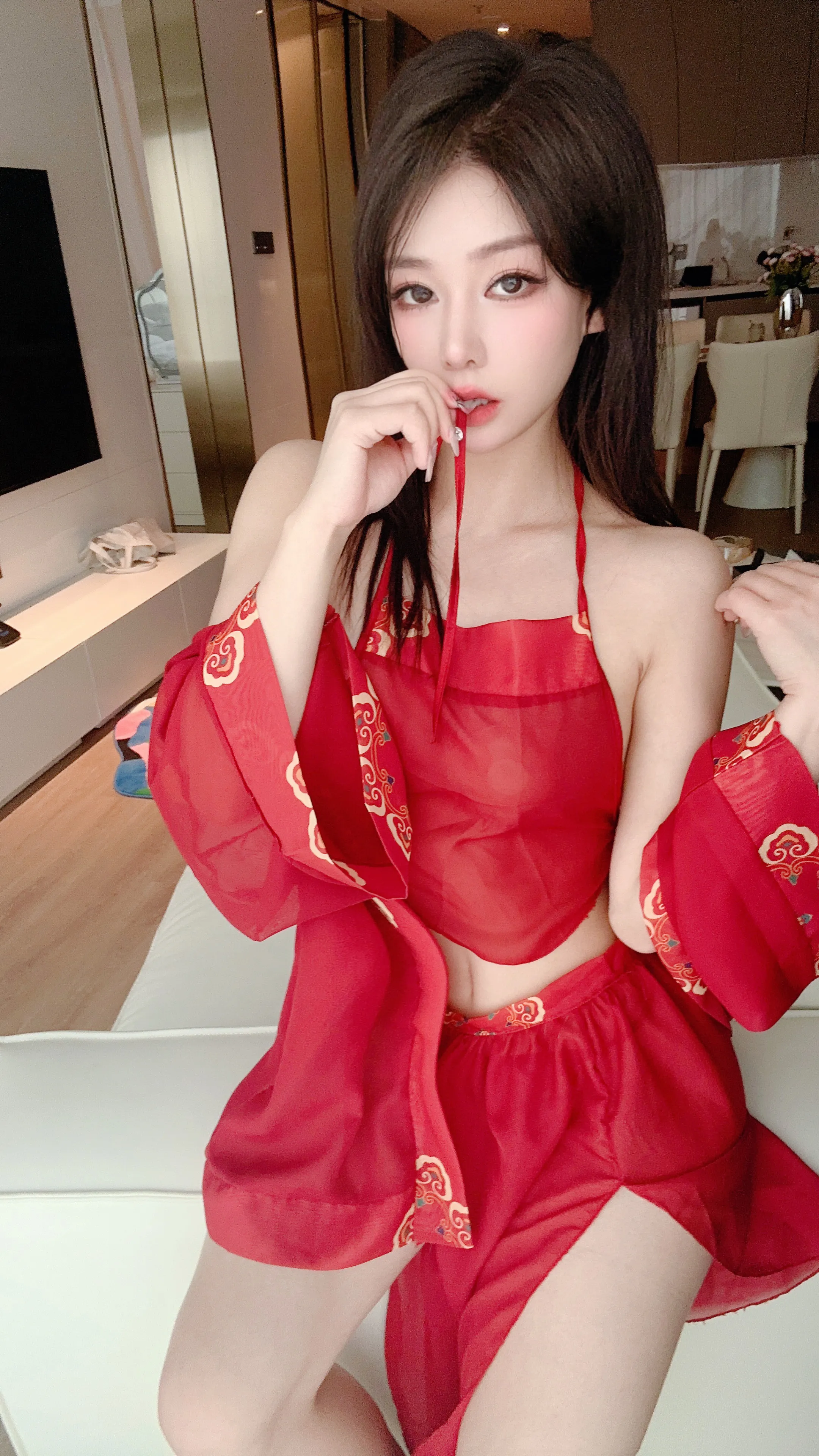 爆款极品网红时尚博主👸乔丽叶 Gallery 1