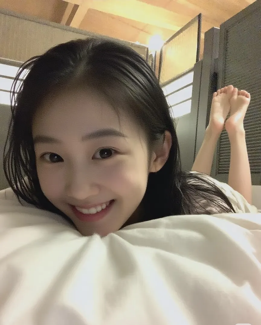 小韩，大学实习生刚下海全身粉嫩热情可爱🔥