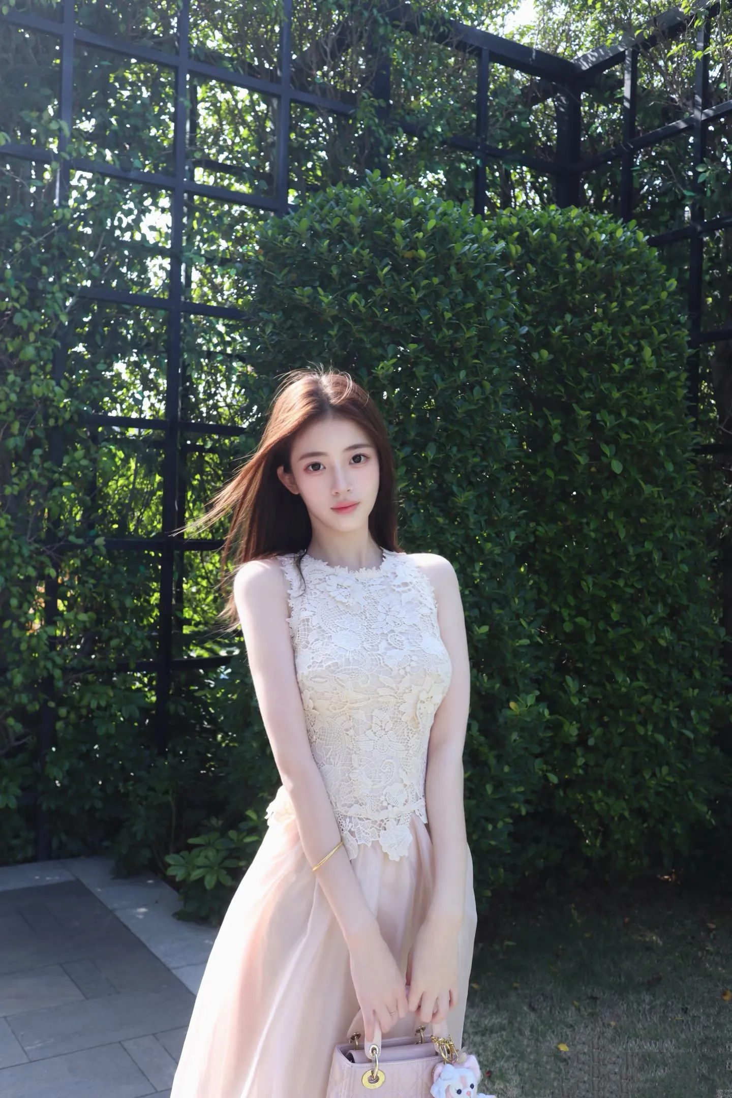 闵行芊雪 Gallery 4