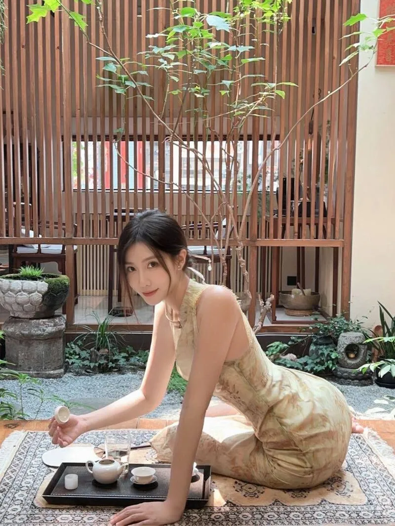 夏天，极品御姐腿超直 Gallery 5