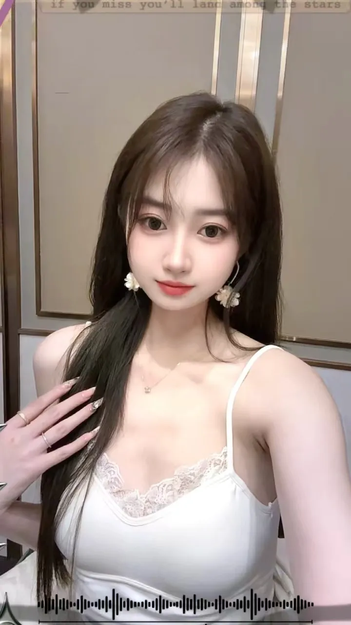 闵行05清晨邻家女孩粉嫩🛍白小纯全生活照视频 Gallery 5