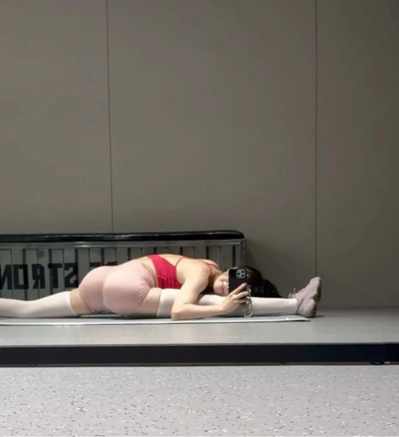 黄埔  柳颜霜 Gallery 5