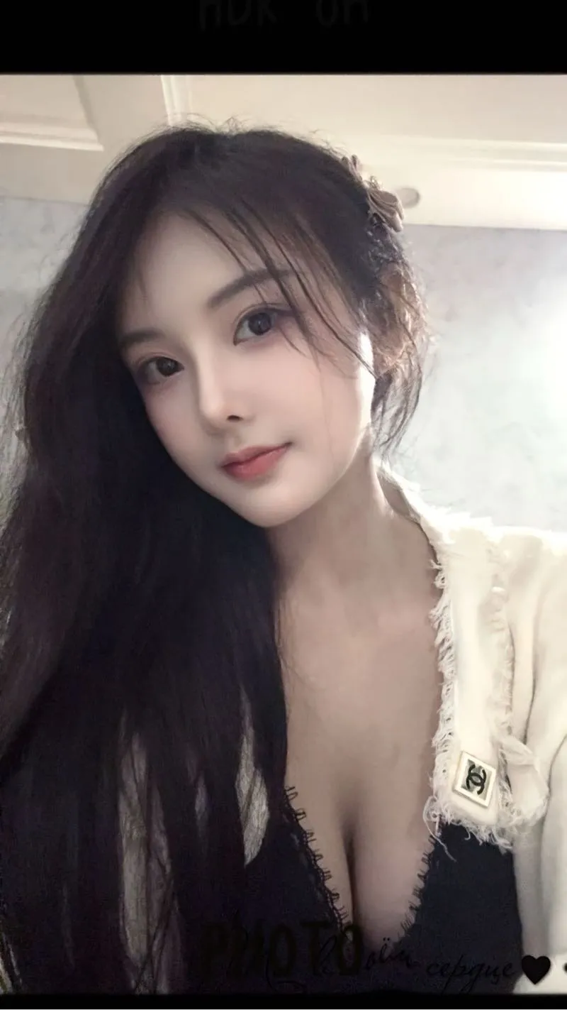 小凤 顶级🔝身材御姐 高端炮架 Gallery 3