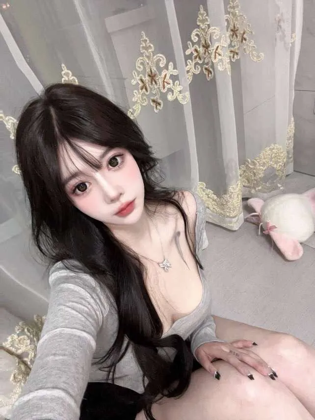 安琪 白小纯妹妹等哥哥来采摘