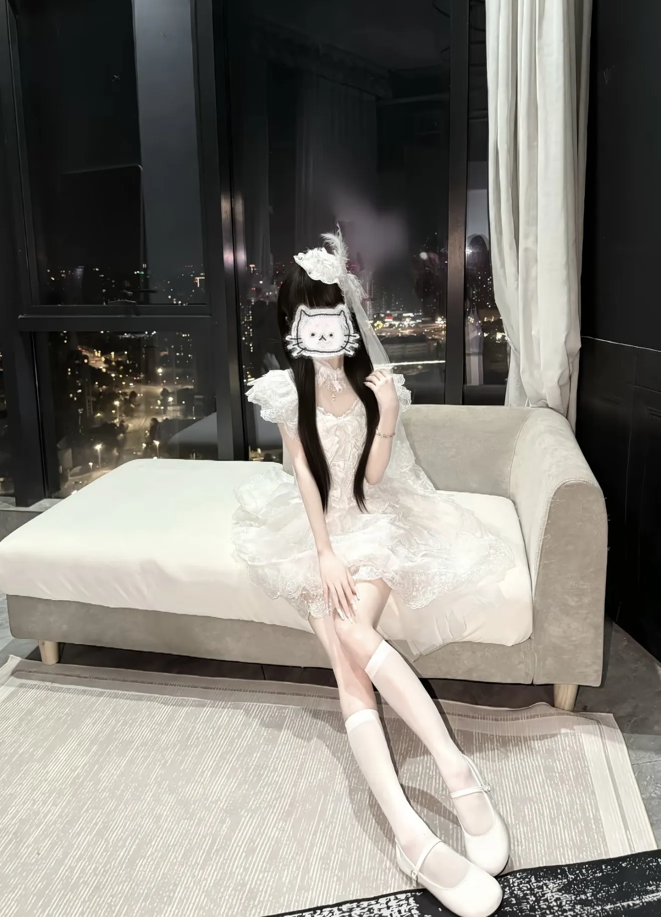 小咪 白虎 一字马 Gallery 4