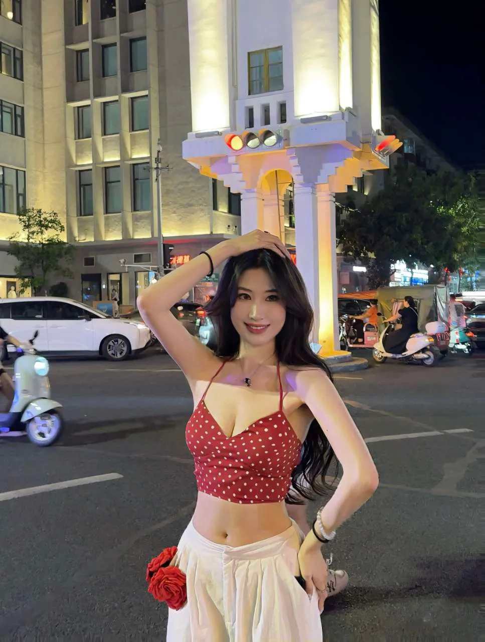 y1540普陀传媒大学舞蹈生6️⃣ Gallery 3