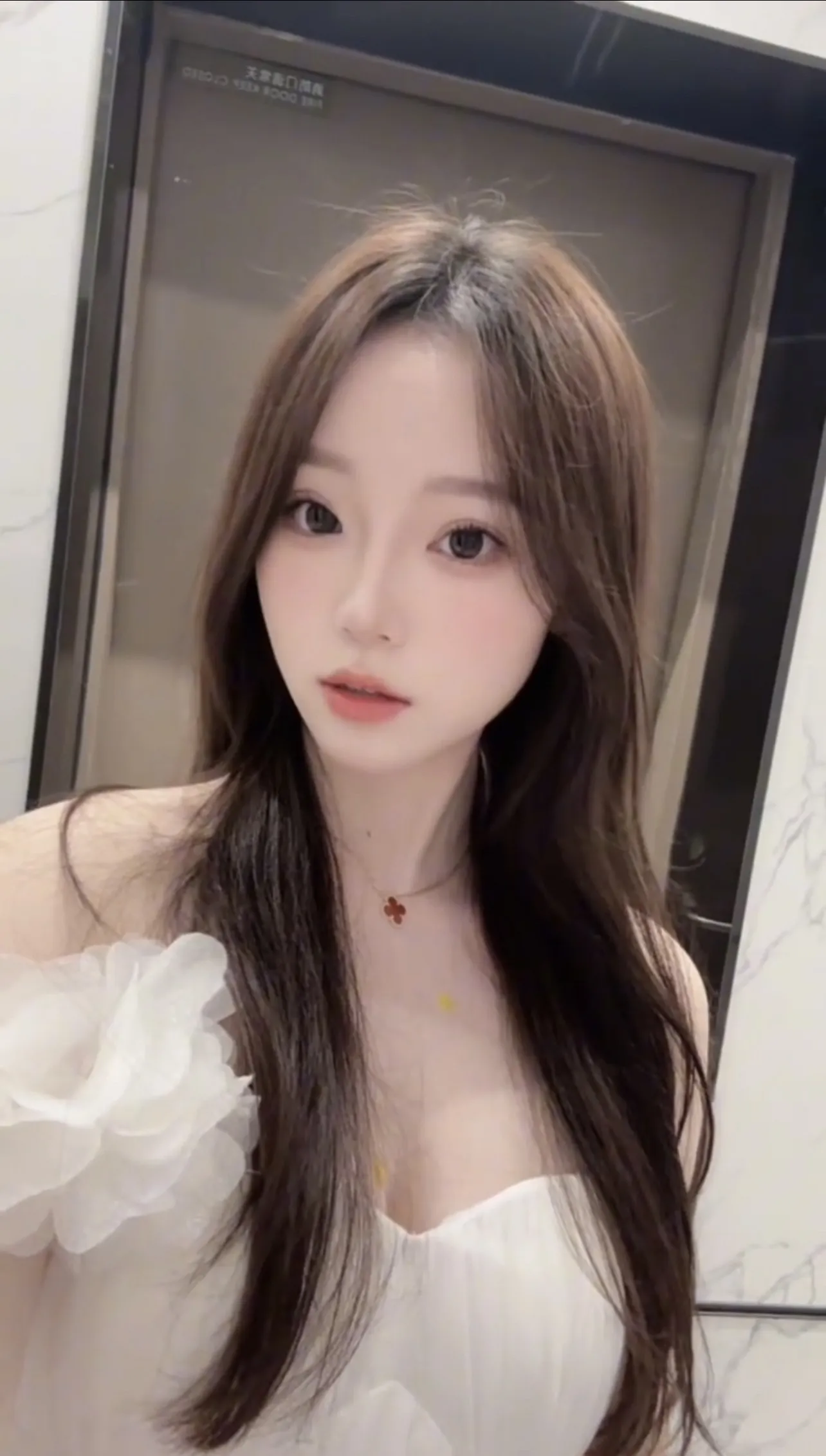 极品纯欲素素 Gallery 4