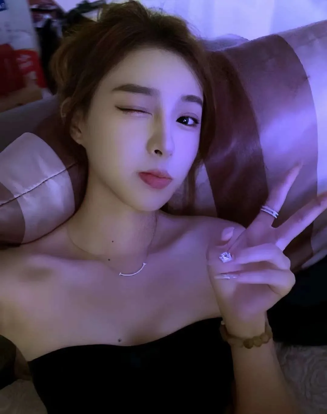 极品性感炮架眯眯 Gallery 2