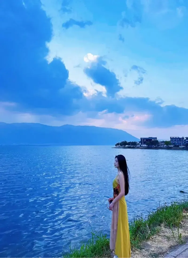 静安冷白皮混血儿168 Gallery 4