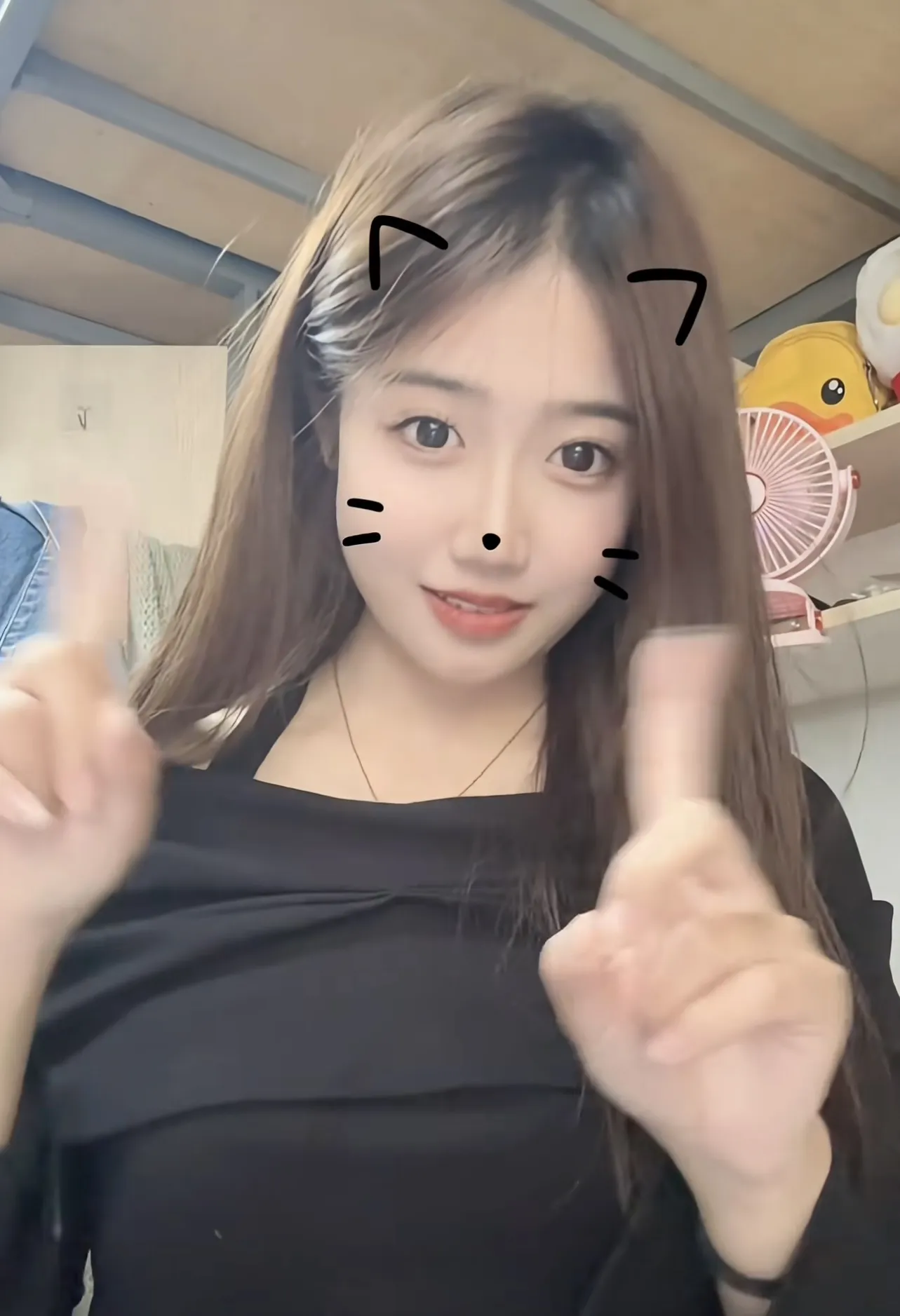 糖糖清纯少女第一次下海 Gallery 6