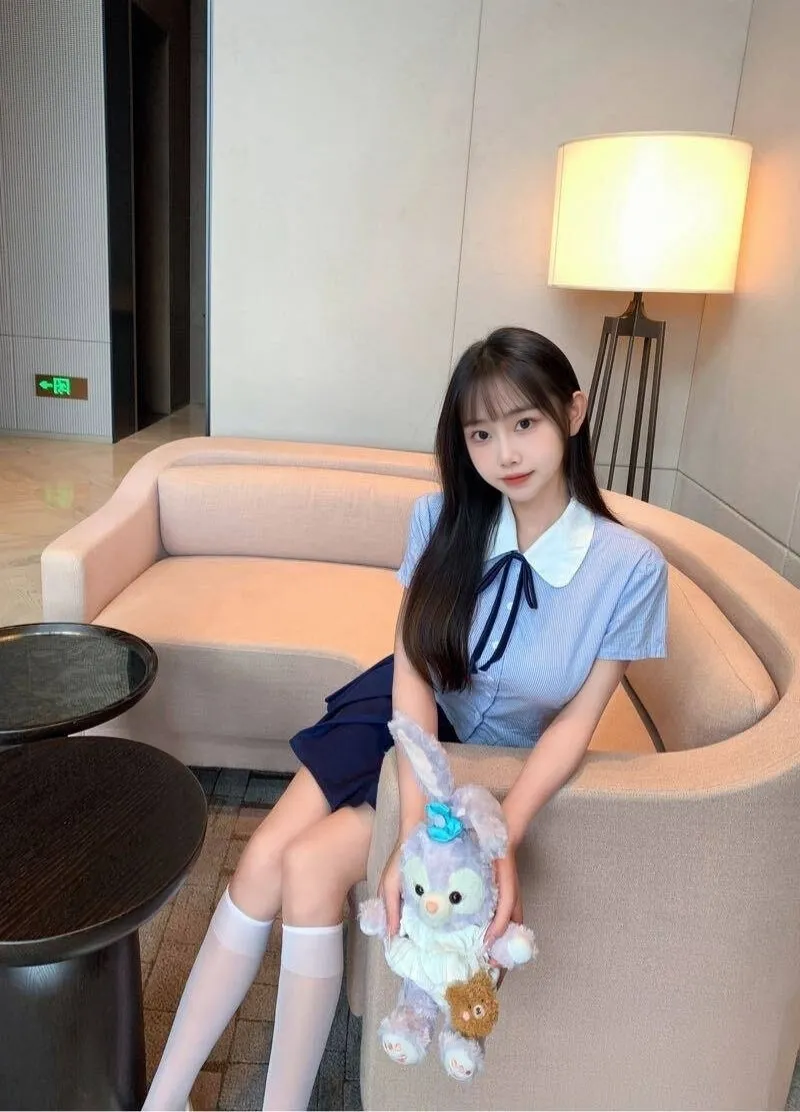 奶豆,新人兼职05嫩妹 Gallery 5