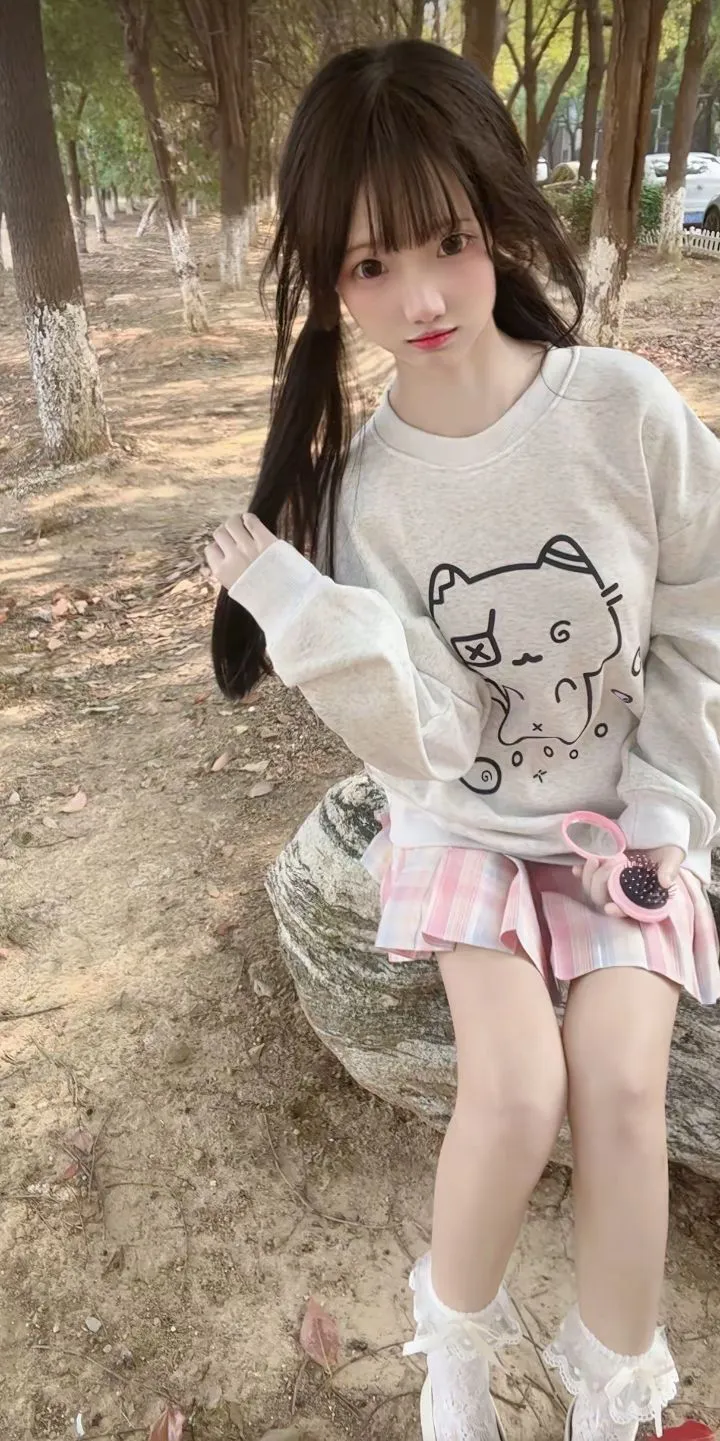 浦东07戴小慧反差婊 粉嫩紧🉑🐍吻萝莉音甜