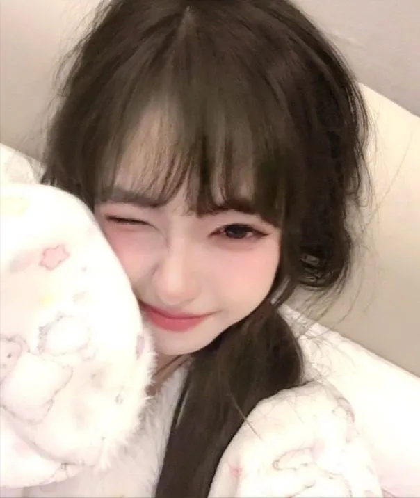 闵行极品白小纯熙熙 Gallery 3