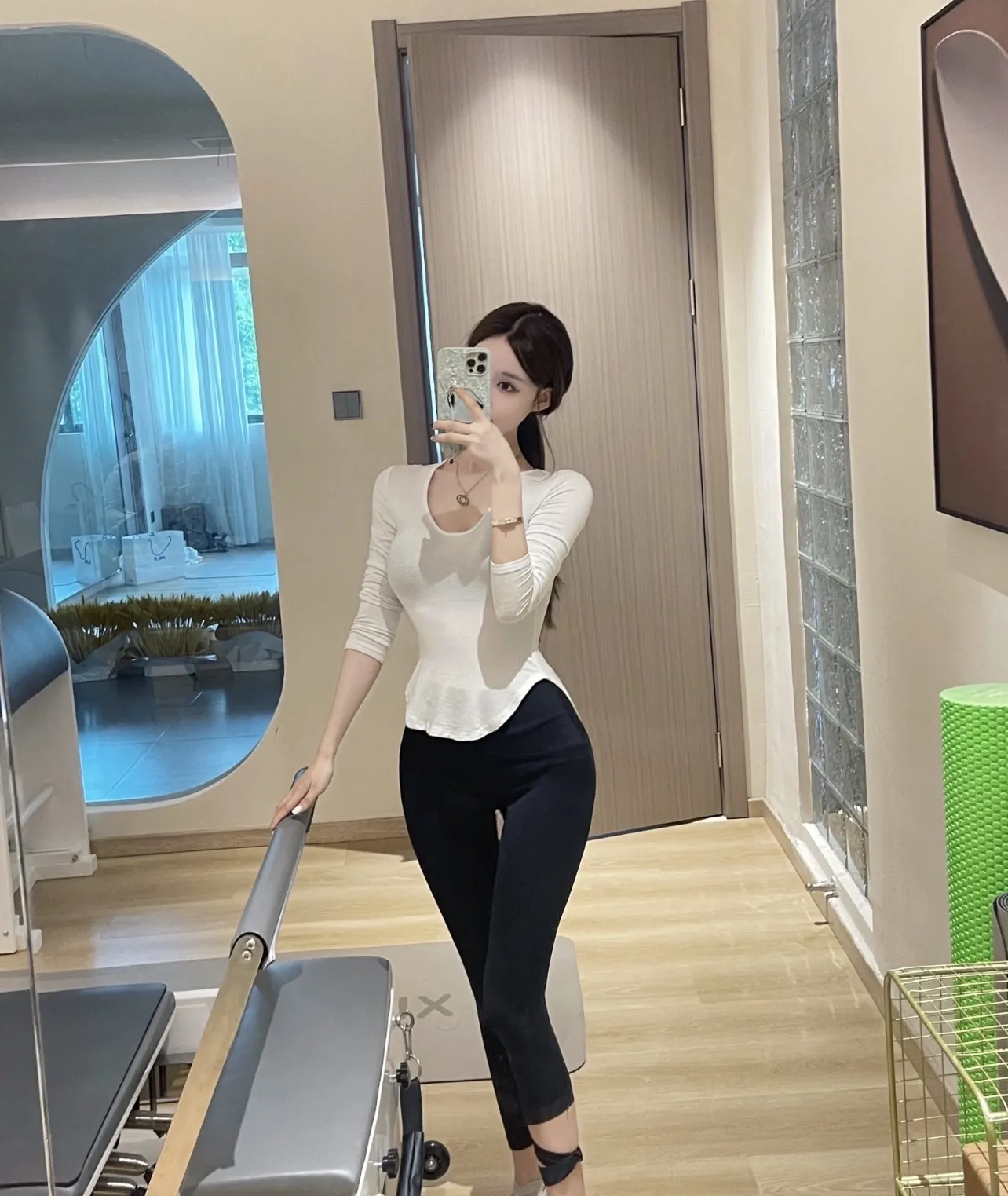 极品御姐身材超级棒小桃 Gallery 5