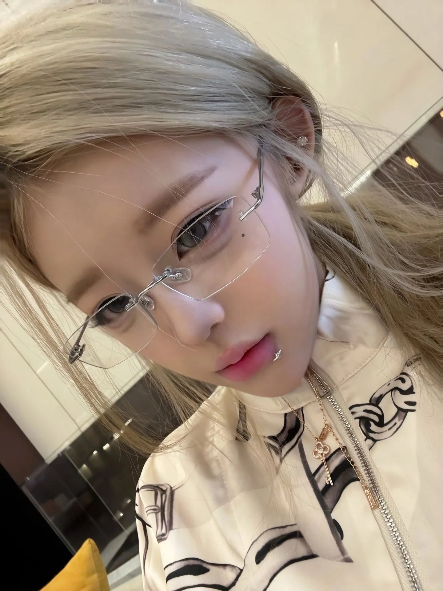 浦东 蛋蛋 唇钉小太妹 少女感爆棚