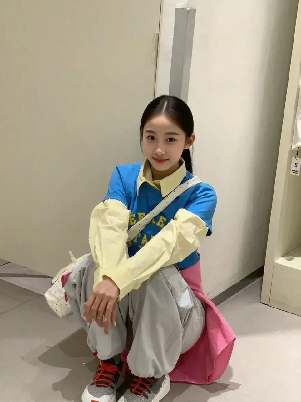 小韩，大学实习生刚下海全身粉嫩热情可爱🔥 Gallery 4