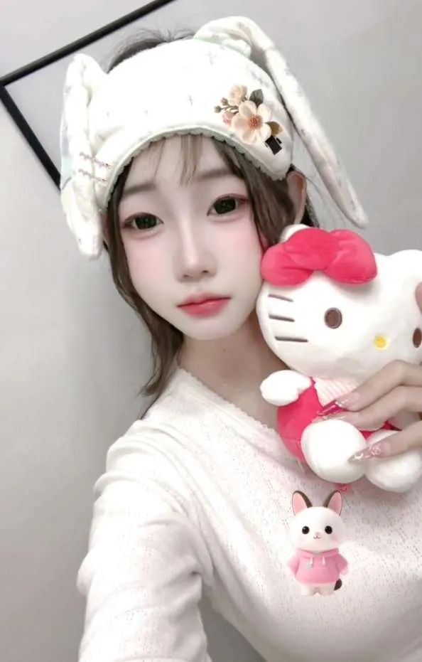 闵行小公主 声音嗲嗲小嫩女 反差小婊子 Gallery 4