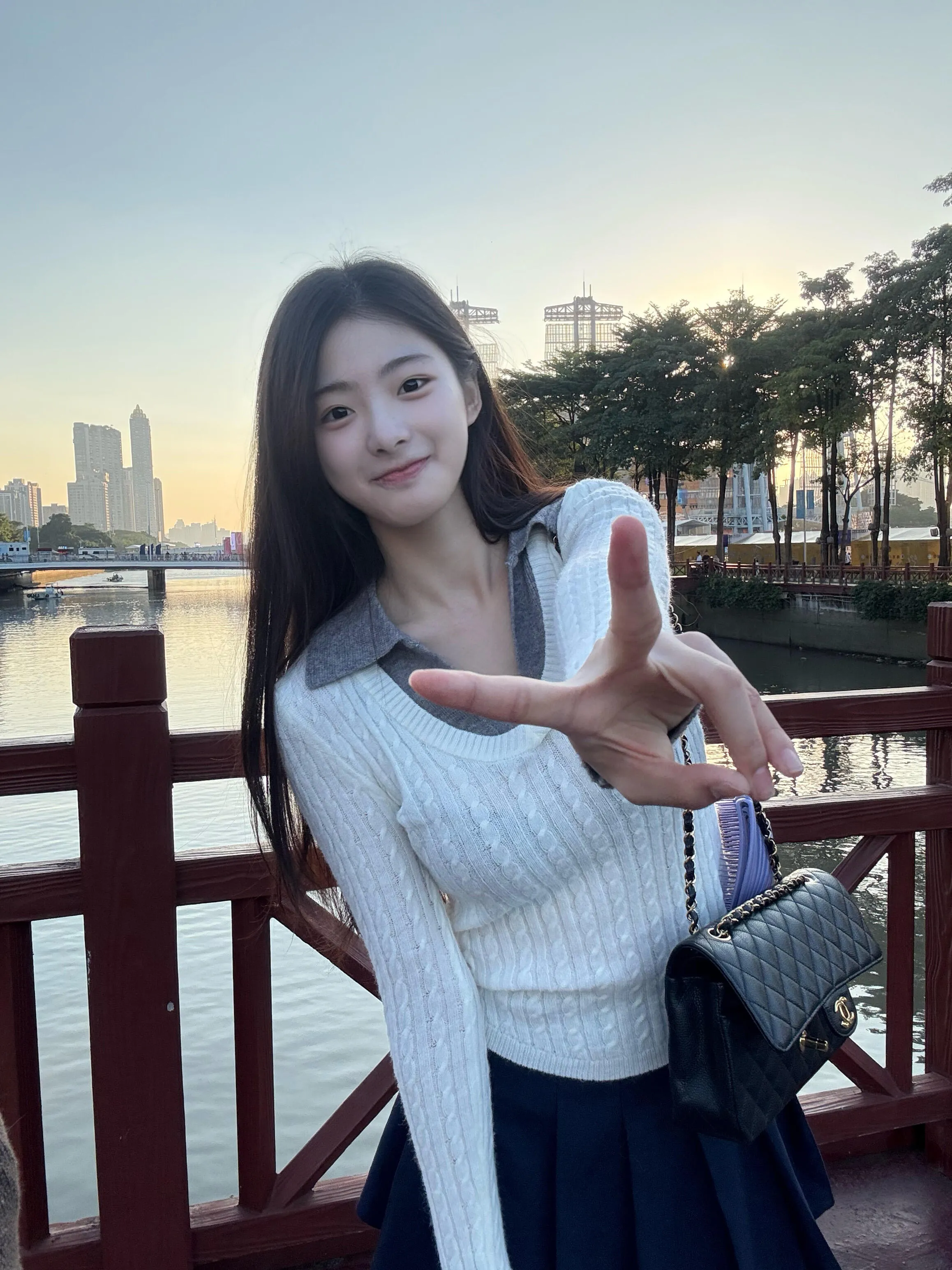 七七，大学生兼职青春靓丽女友的情绪价值