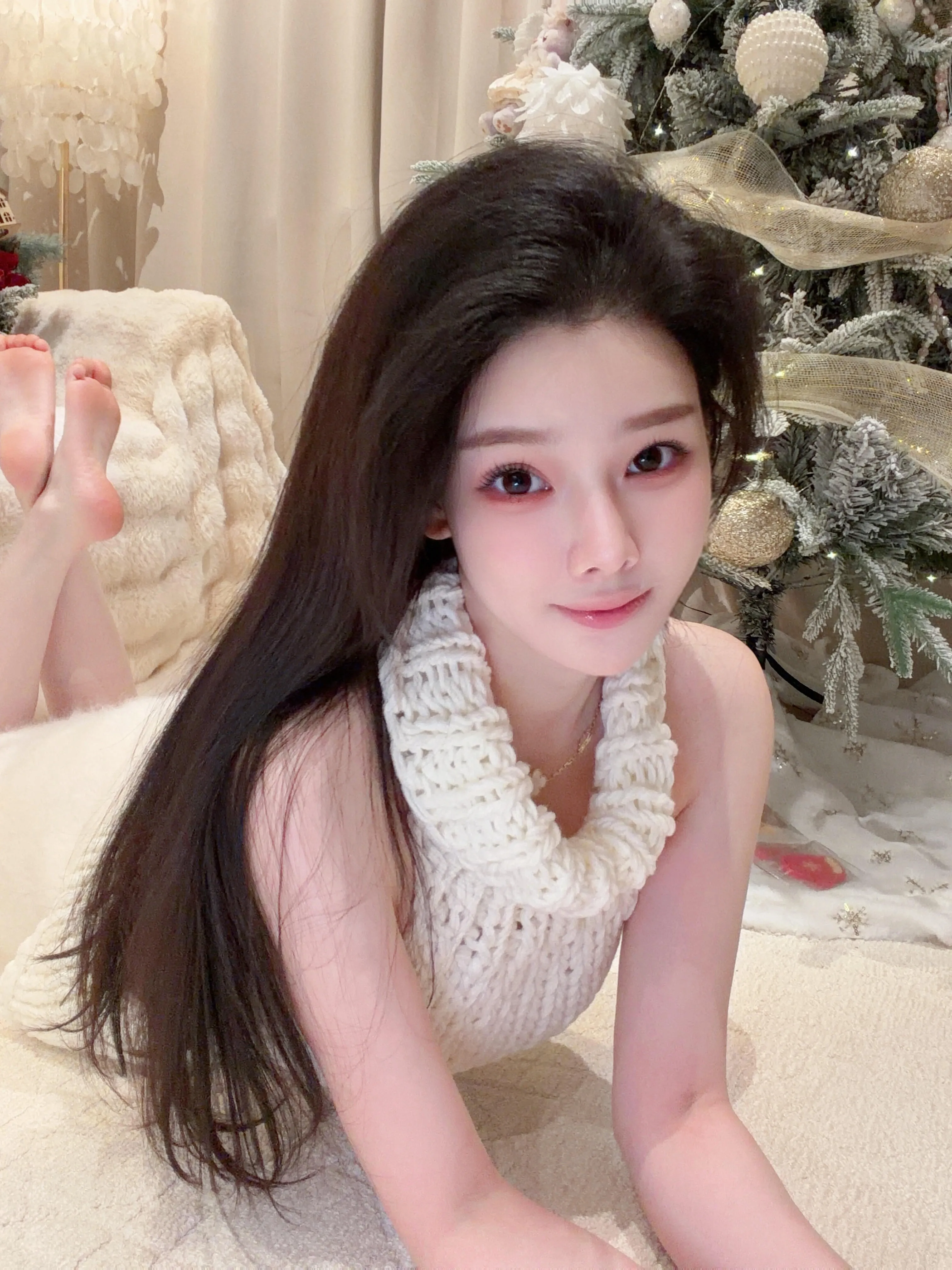 小猪🐷纯欲平模 魔鬼身材全身雪白❄️ Gallery 2